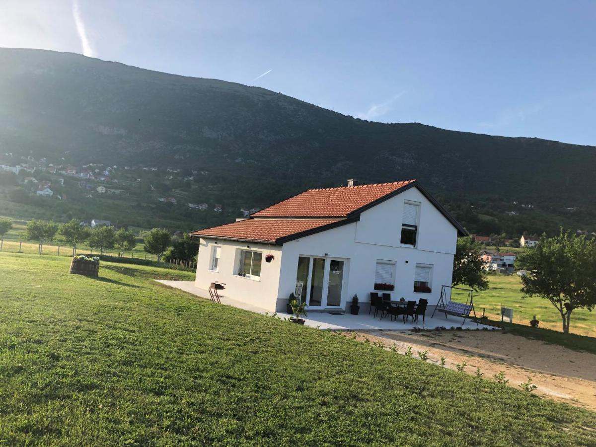 Vikendica Bruse Vila Jaklici Exterior foto