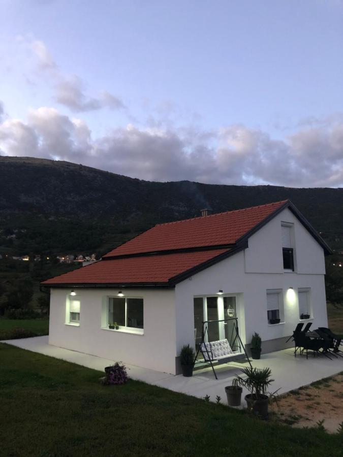 Vikendica Bruse Vila Jaklici Exterior foto