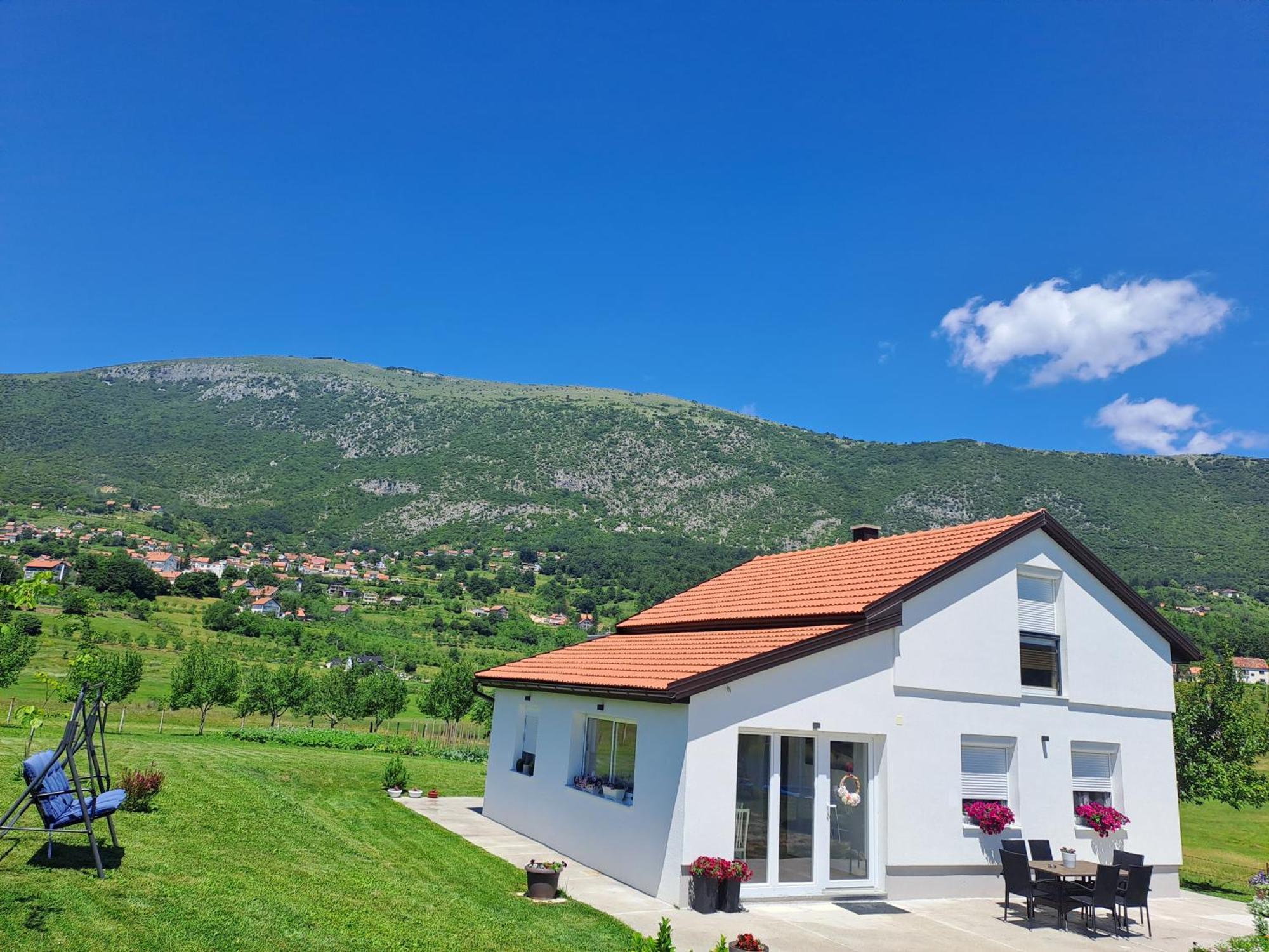 Vikendica Bruse Vila Jaklici Exterior foto